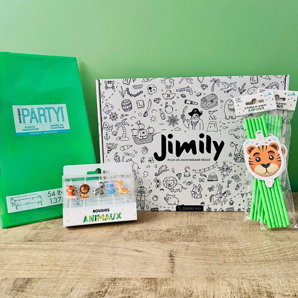 Ajoutez une touche encore plus immersive à votre box anniversaire Safari Jimily avec le Pack Jimily+ ! Ce pack complémentaire comprend une nappe verte pour plonger les enfants au cœur de la jungle, des pailles assorties pour une table thématique et des bougies en forme d’animaux de la jungle pour sublimer le gâteau.
