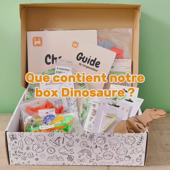 Vidéo de présentation de la box anniversaire Jimily thème dinosaure pour les enfants de  4 à 7 ans avec tout le contenu : décoration, activité chasse au trésor, cadeaux pour les invités, invitations, et guide pour les parents. 